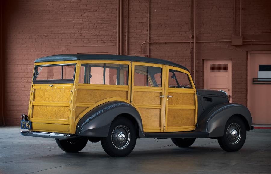  Ford Standard Station Wagon 1939 года  (фото 2 из 9)